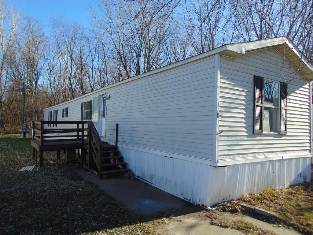 Millers Junction Mobile Home Community | 6632 Melton Rd, Gary, IN 46403, USA | Phone: (219) 318-1449