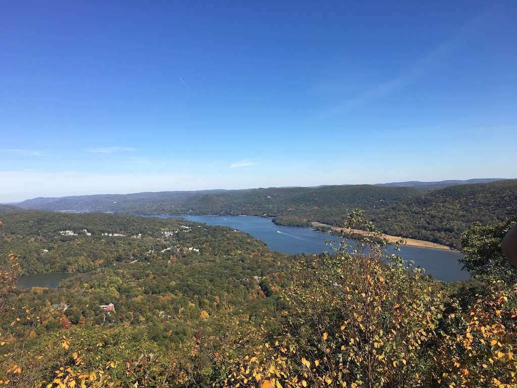 Major Welch Trail Head | Major Welch Trail, Tomkins Cove, NY 10986, USA