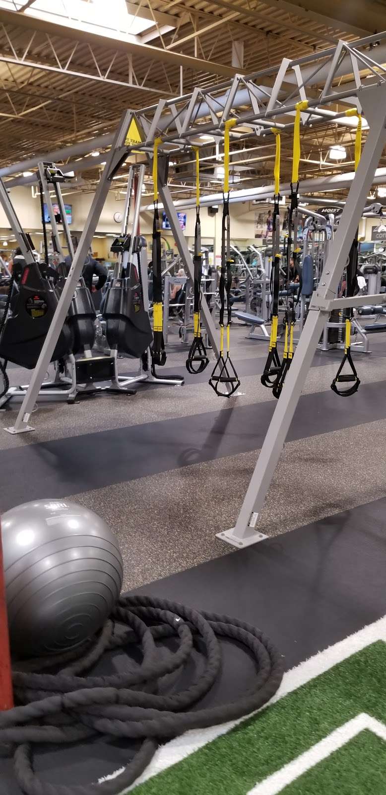 24 Hour Fitness | 668 Central Park Ave, Scarsdale, NY 10583, USA | Phone: (914) 574-4245