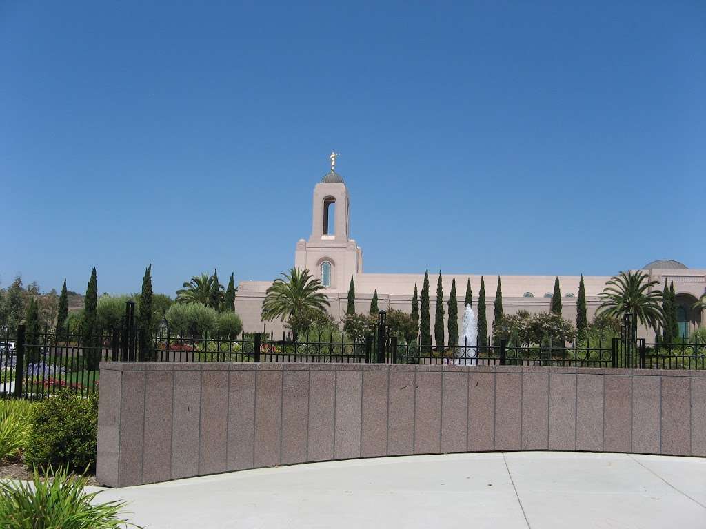 Newport Beach California Temple | 2300 Bonita Canyon Dr, Newport Beach, CA 92660, USA | Phone: (949) 644-1820