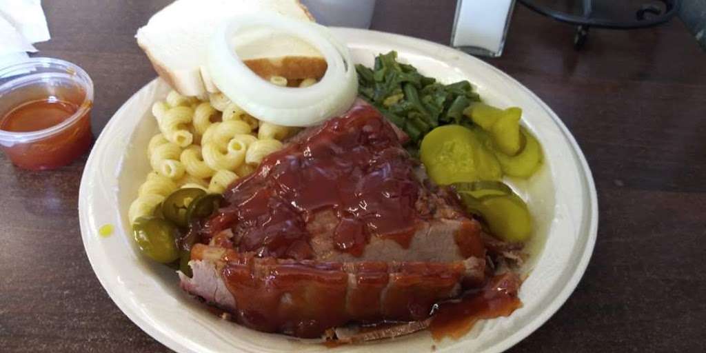 Smokin R BBQ | 226 E Brazos Ave, West Columbia, TX 77486, USA | Phone: (979) 345-6162