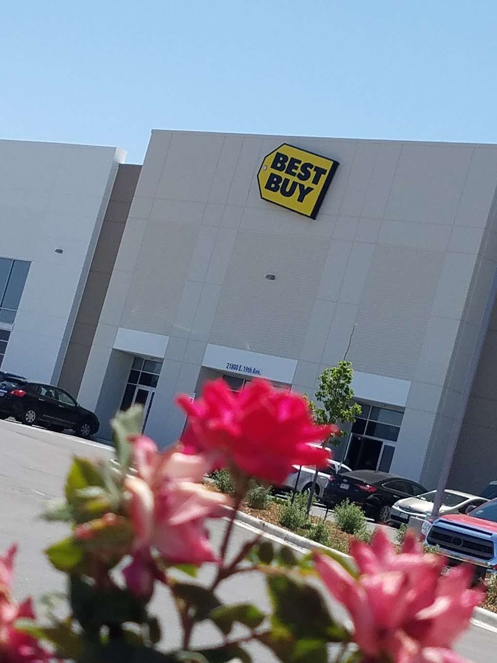 Best Buy Distribution Center | 21800 E 19th Ave, Aurora, CO 80019, USA | Phone: (303) 340-4971