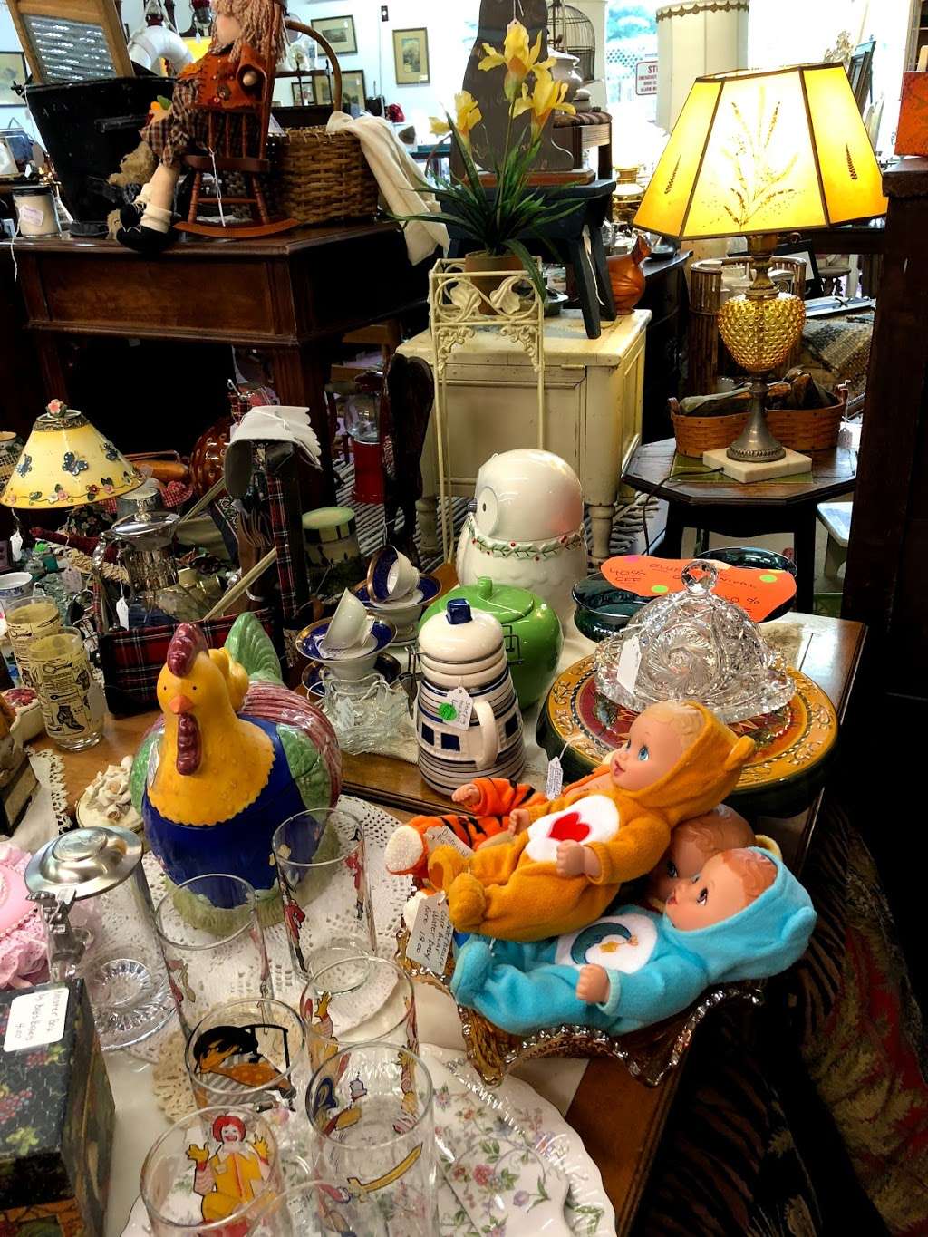 JH Antiques Mall | 3134 S White Horse Pike US 30, Hammonton, NJ 08037, USA | Phone: (609) 561-1110