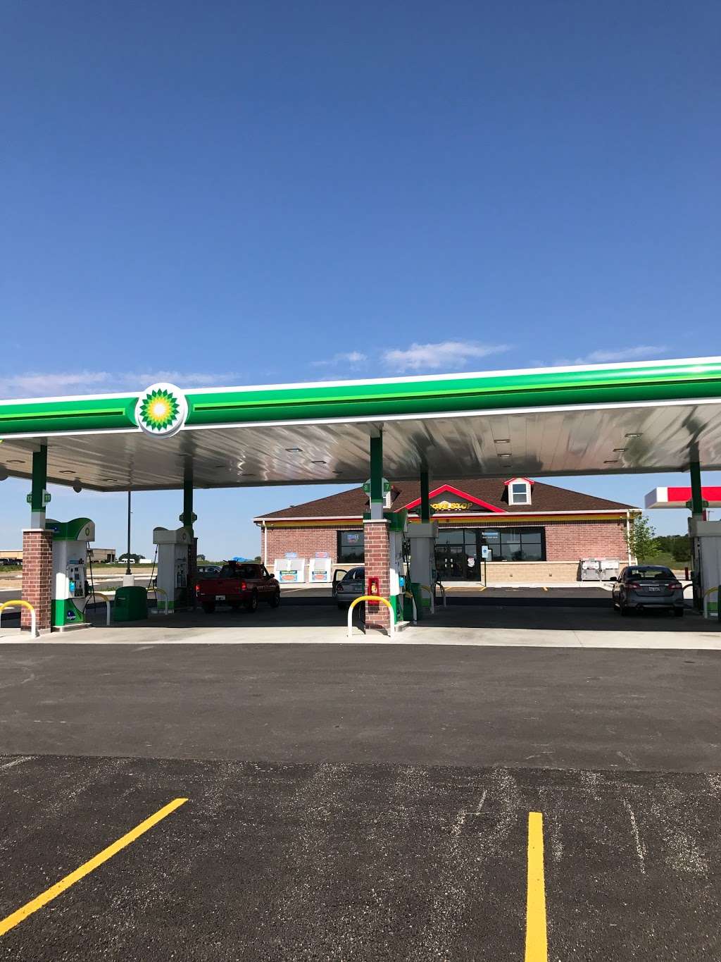 Grove Stop BP | 11 Waubonsee Dr, Sugar Grove, IL 60554, USA | Phone: (630) 277-8897