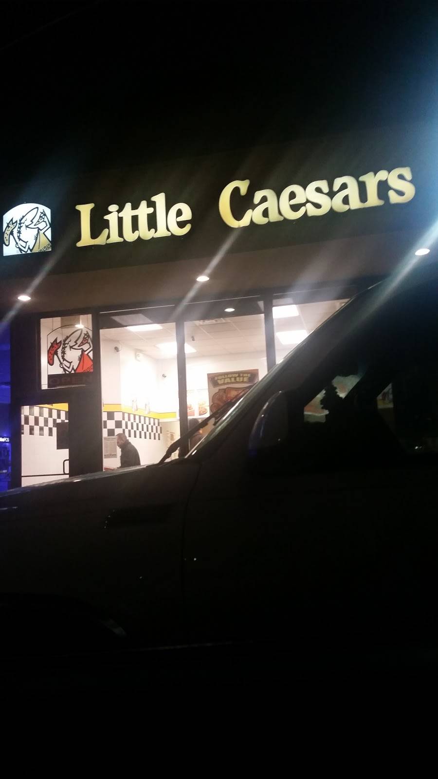 Little Caesars | 2548 S Seneca St, Wichita, KS 67217, USA | Phone: (316) 267-3600