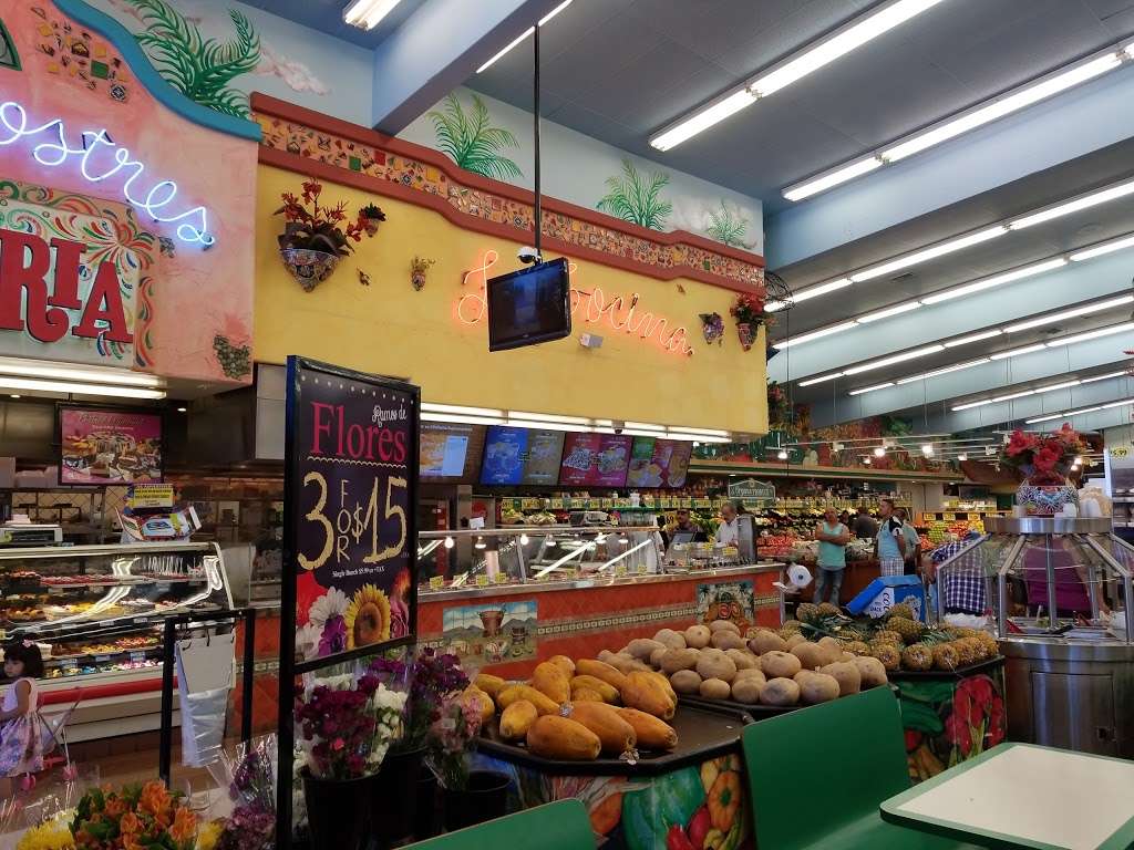 Vallarta Supermarkets | 440 E Palmdale Blvd, Palmdale, CA 93550, USA | Phone: (661) 266-1398