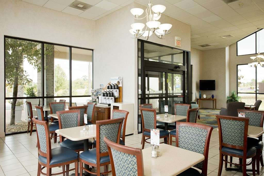 Holiday Inn Express Winchester South Stephens City | 165 Town Run Ln, Stephens City, VA 22655, USA | Phone: (540) 869-0909