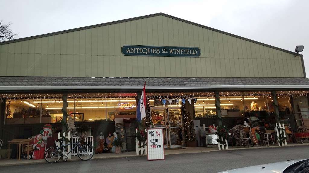 Antiques of Winfield | 27W461 Beecher Ave, Winfield, IL 60190, USA | Phone: (630) 665-2525