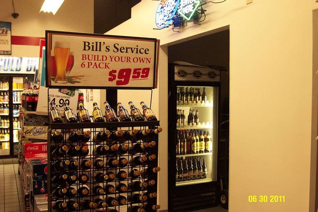 Bills Self Service and Mini Mart | 102 E State Rd, North Prairie, WI 53153, USA | Phone: (262) 392-2105