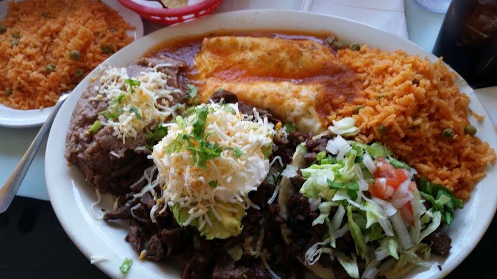 El Gordo Restaurant | 5746 W Belmont Ave, Chicago, IL 60634, USA | Phone: (773) 286-8608