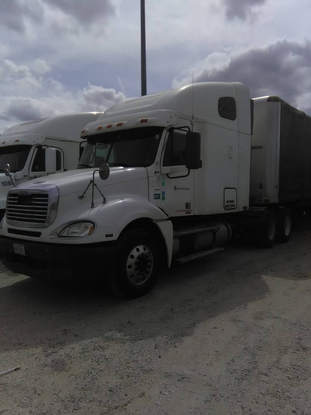 3Fold Truck and Equipment Sales LLC | 1061 Boulder Rd C, Greensboro, NC 27409, USA | Phone: (336) 790-8982
