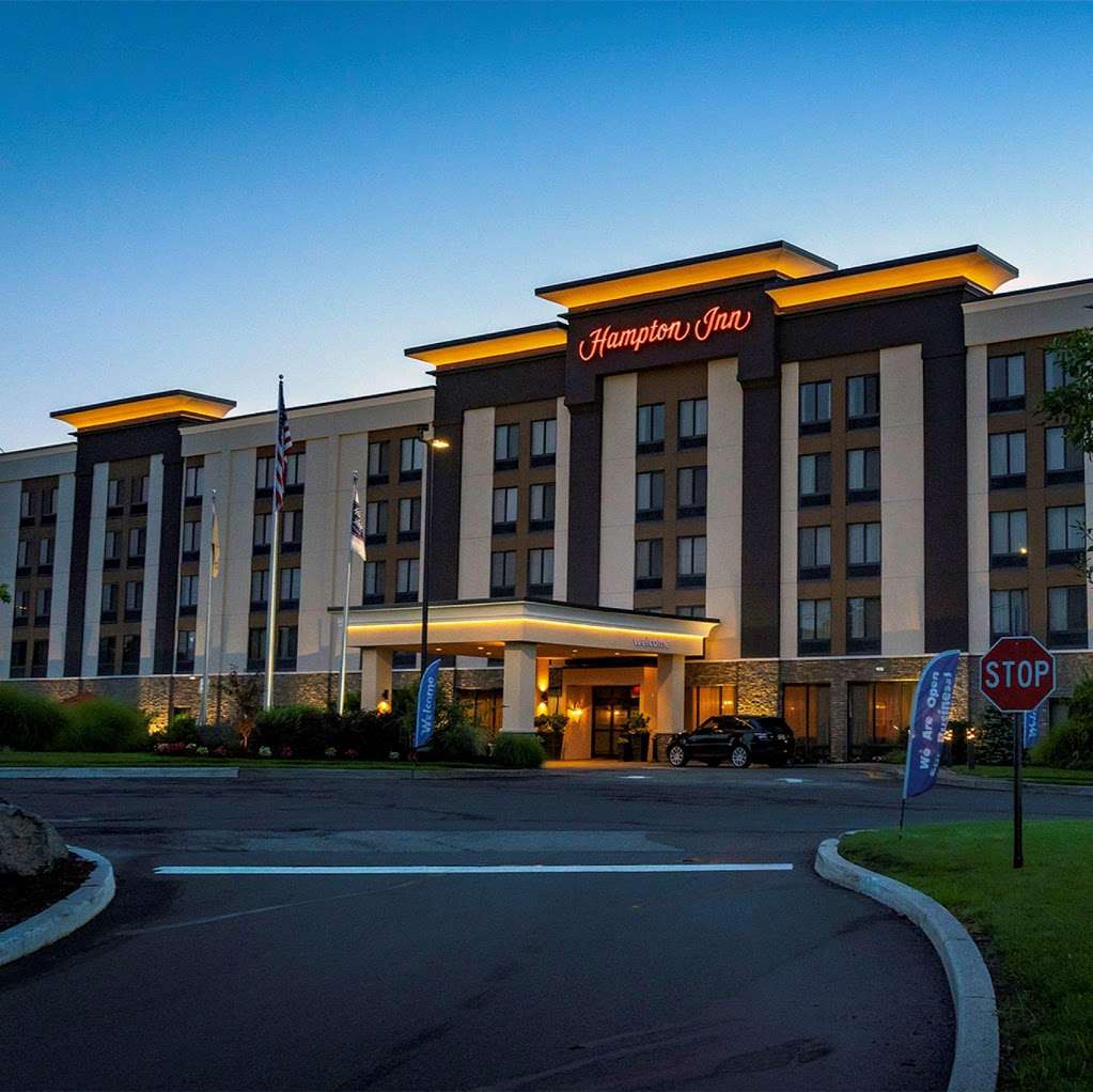 Hampton Inn Carlstadt-At The Meadowlands | 304 Paterson Plank Rd, Carlstadt, NJ 07072, USA | Phone: (201) 935-9000