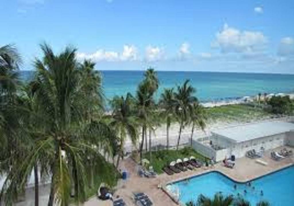 Casablanca Oceanfront Studios By TSBS Rentals | 6345 Collins Ave, Miami Beach, FL 33141, USA | Phone: (305) 793-2079