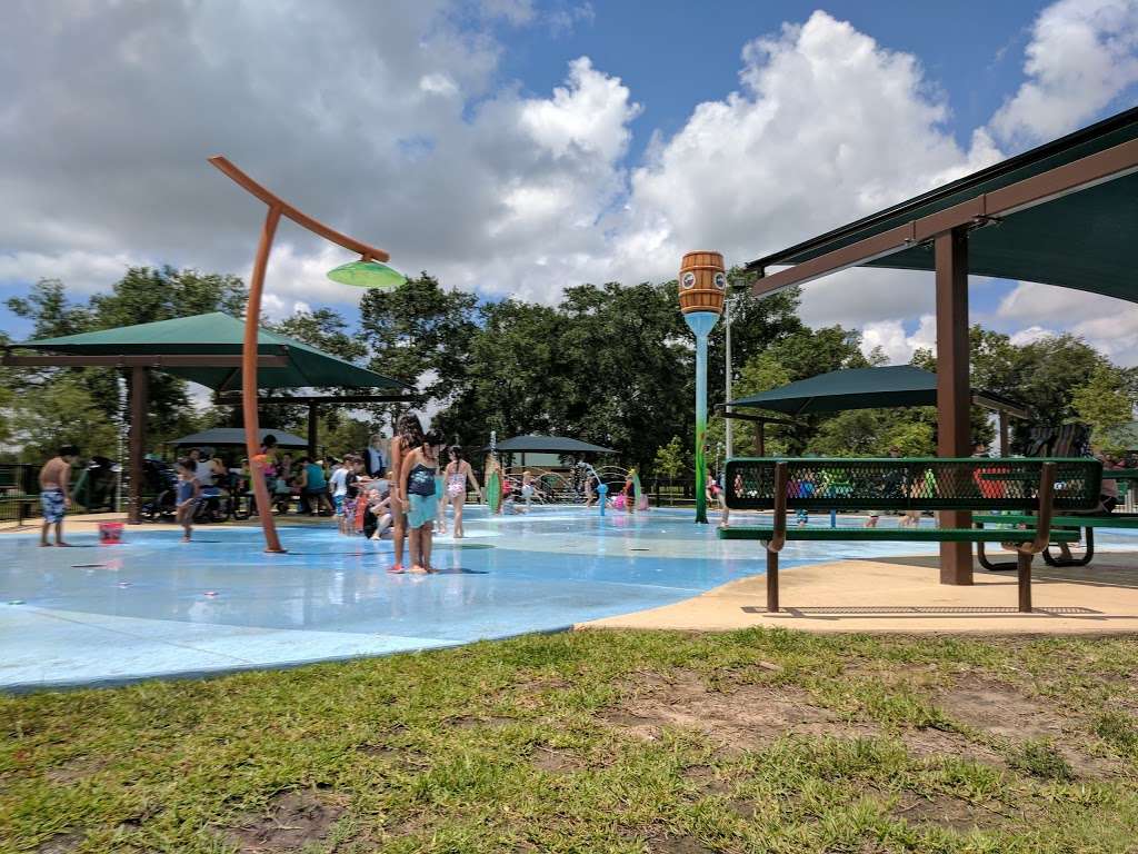 Zube Spray Park | 17701-17783 Becker Rd, Hockley, TX 77447, USA | Phone: (281) 496-2177