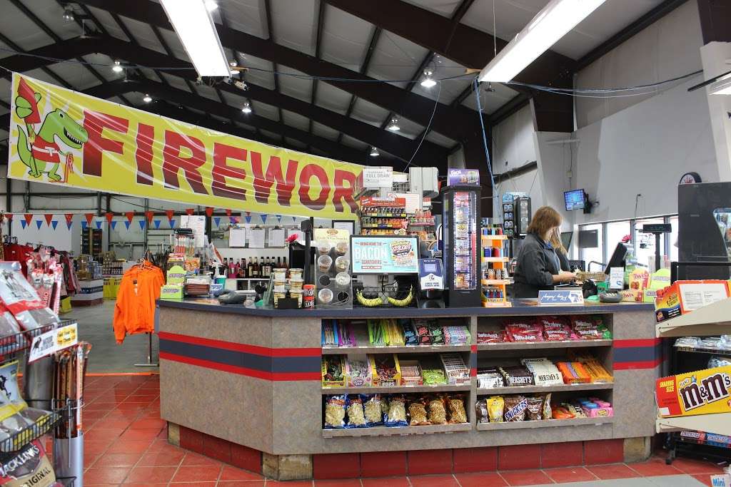 Trex Mart #11 | 4177 US-59, Savannah, MO 64485, USA | Phone: (816) 487-2222