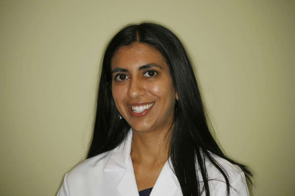 Fatimah Aslam DDS | 3258 Cherryville Rd, Northampton, PA 18067, USA | Phone: (610) 262-1556