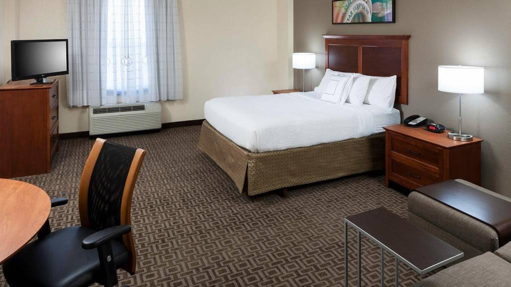 TownePlace Suites by Marriott Suffolk Chesapeake | 8050 Harbour View Blvd, Suffolk, VA 23435, USA | Phone: (757) 483-5177