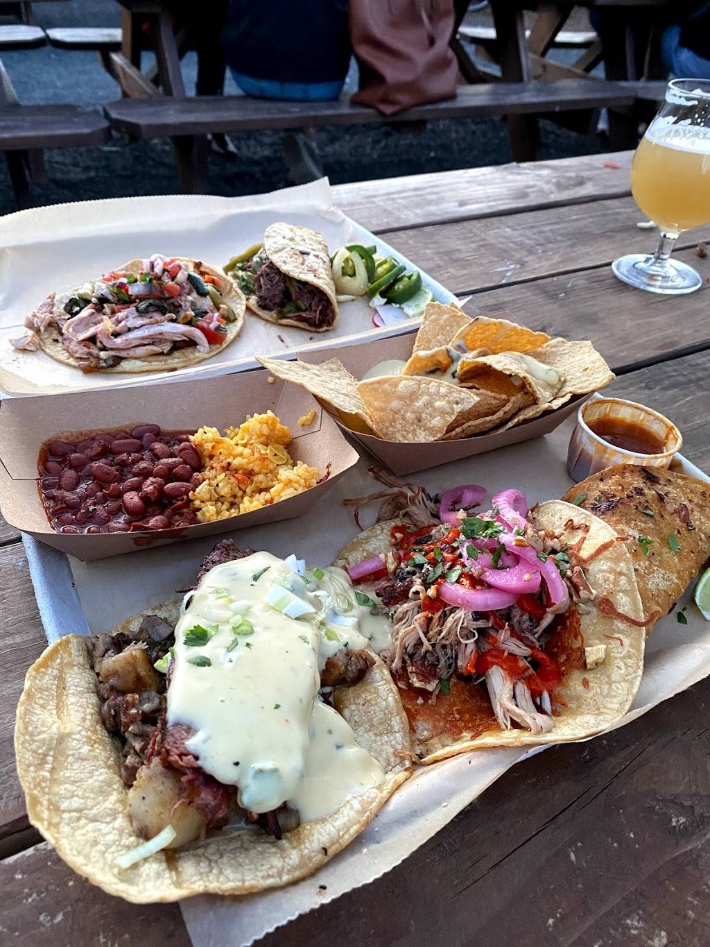 Taco Bronco | 3220 Manor Rd, Austin, TX 78723, USA | Phone: (512) 571-2326