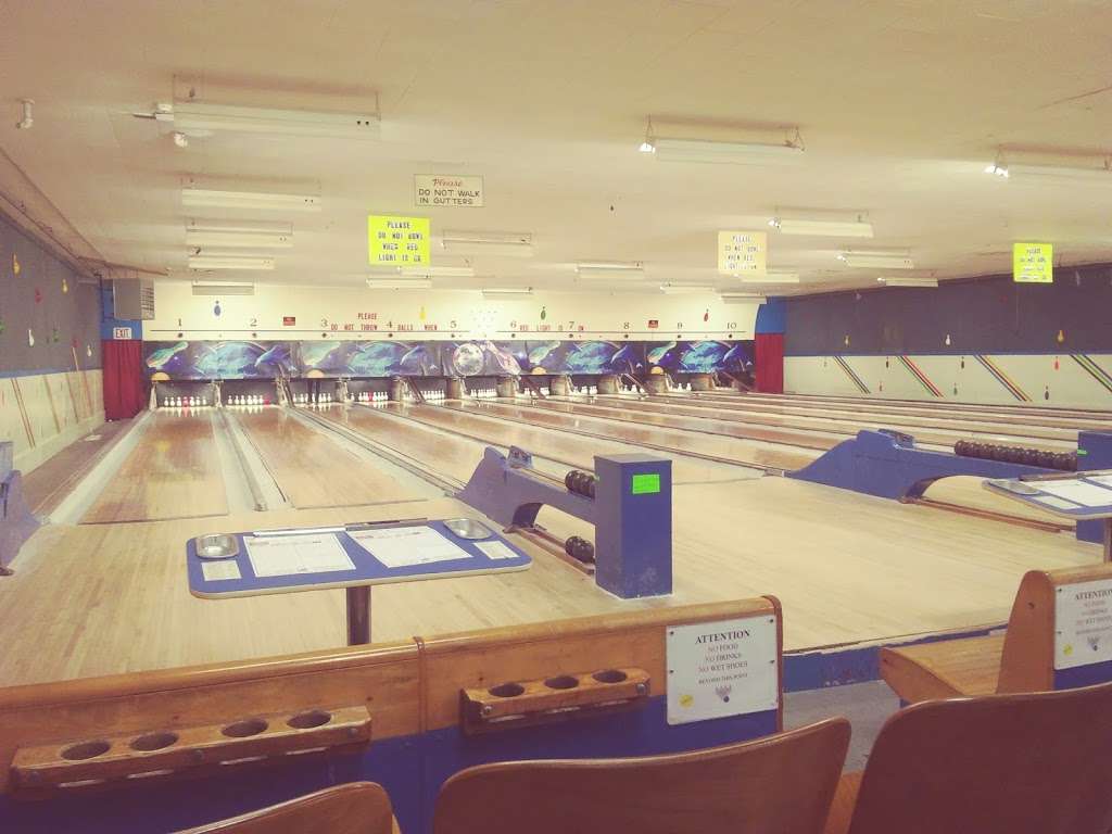 Collins Bowladrome | 325 Boston Rd, North Billerica, MA 01862, USA | Phone: (978) 667-7154