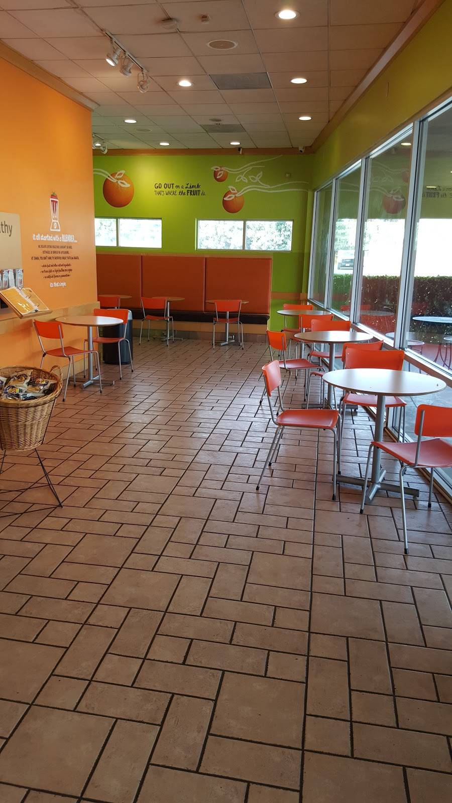 Jamba Cedar & Shaw | 4950 N Cedar Ave, Fresno, CA 93726, USA | Phone: (559) 229-3578