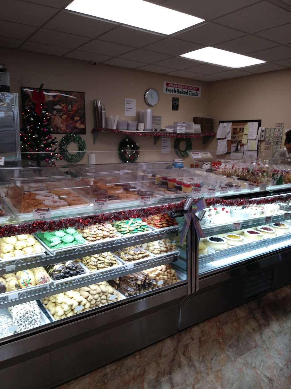 Rosemarie Bake Shoppe | 155 Port Richmond Ave, Staten Island, NY 10302, USA | Phone: (718) 727-7397