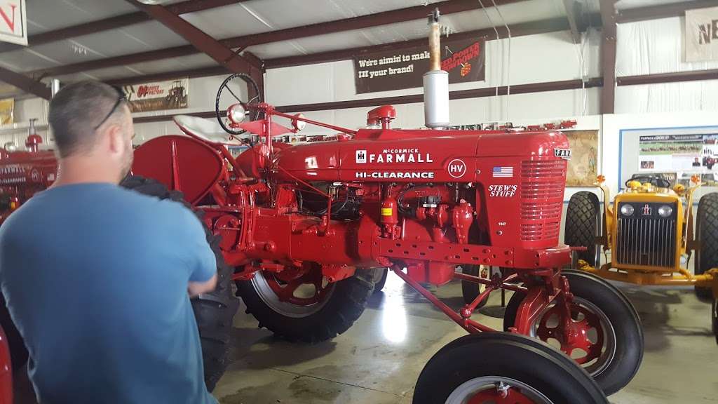 Paquettes Historical Farmall Museum | 615 S Whitney Rd, Leesburg, FL 34748, USA | Phone: (352) 728-3588