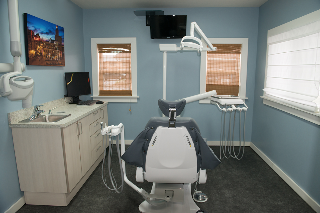 Lakeshore Family Dentistry - Glendale | 7155 N Port Washington Rd, Glendale, WI 53217, USA | Phone: (414) 352-1600