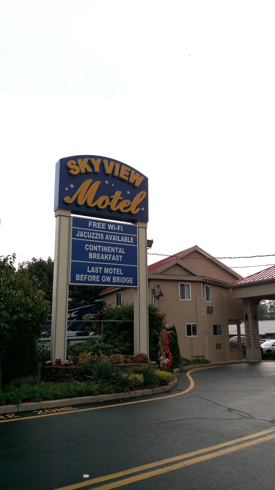 Skyview Motel | 1560 Bergen Blvd, Fort Lee, NJ 07024, USA | Phone: (201) 944-1700