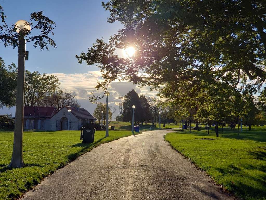 Foster Beach House | Lakefront Trail, Chicago, IL 60660, USA