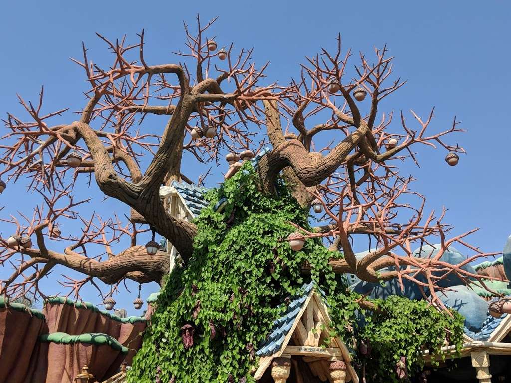 Chip n Dale Treehouse | 1313 Disneyland Dr, Anaheim, CA 92802, USA | Phone: (714) 781-4565