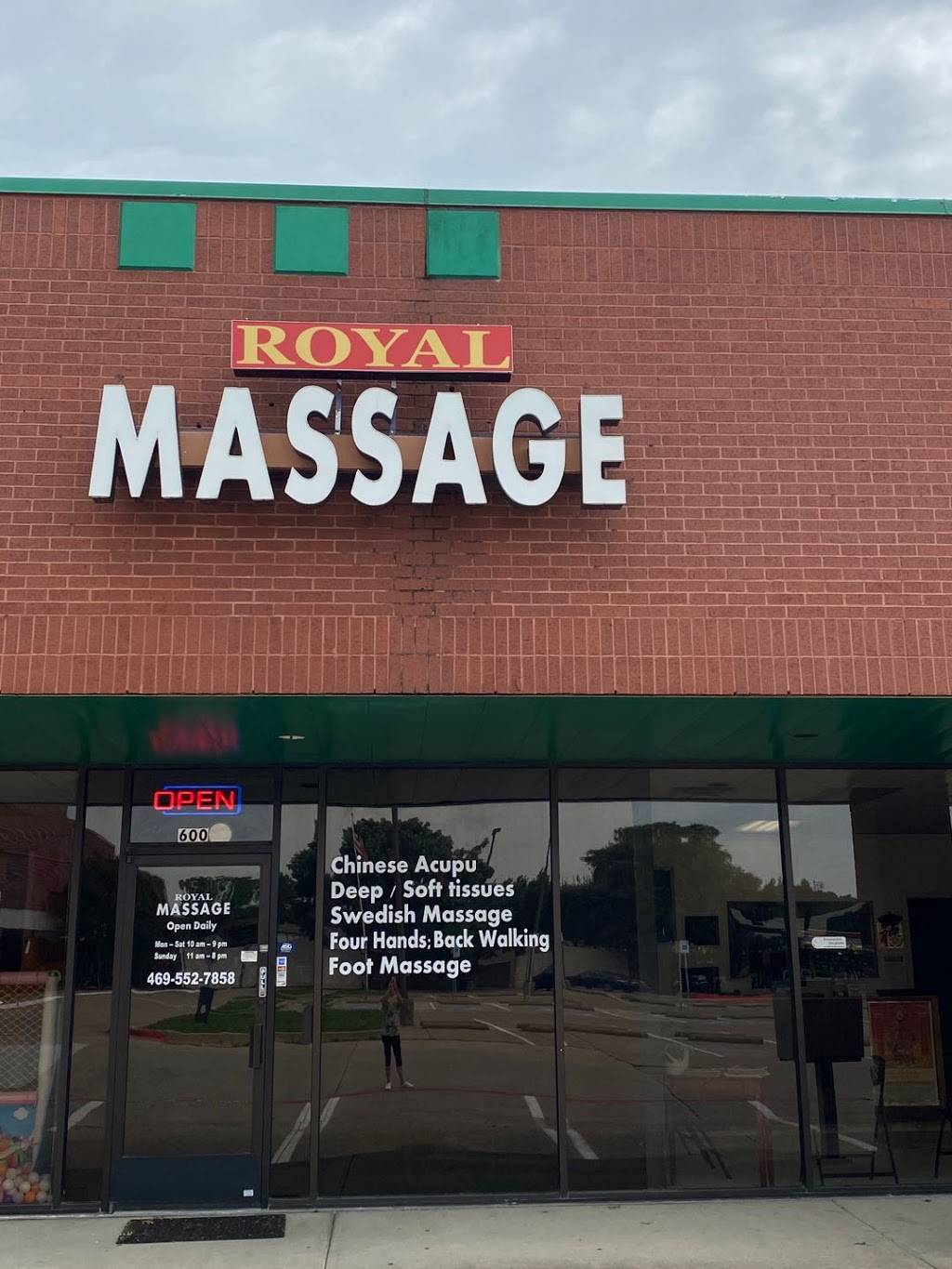 Royal Massage | Beside the post office 3304, Coit Rd Suite 600, Plano, TX 75023, USA | Phone: (469) 552-7858