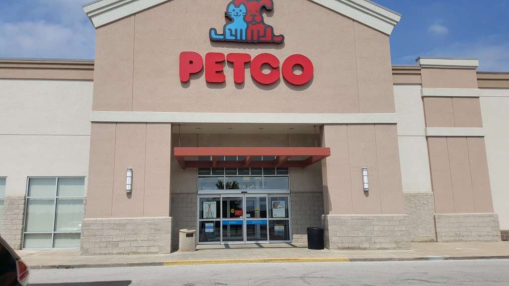 Petco Animal Supplies | 1210 W 136th St, Kansas City, MO 64145, USA | Phone: (816) 942-6702