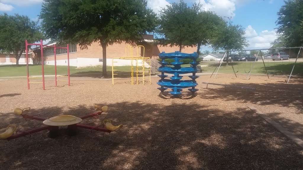 Rugel School Park | 3400 Hermitage Dr, Mesquite, TX 75149, USA | Phone: (972) 216-6260