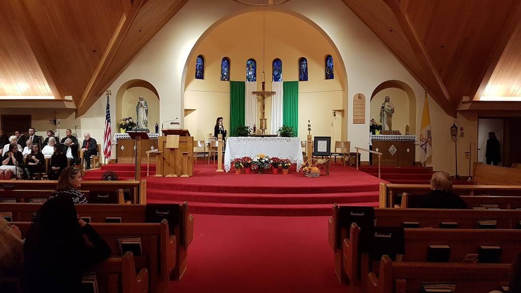 St Jeromes Catholic Church | 380 Roselawn Ave E, St Paul, MN 55117, USA | Phone: (651) 771-1209