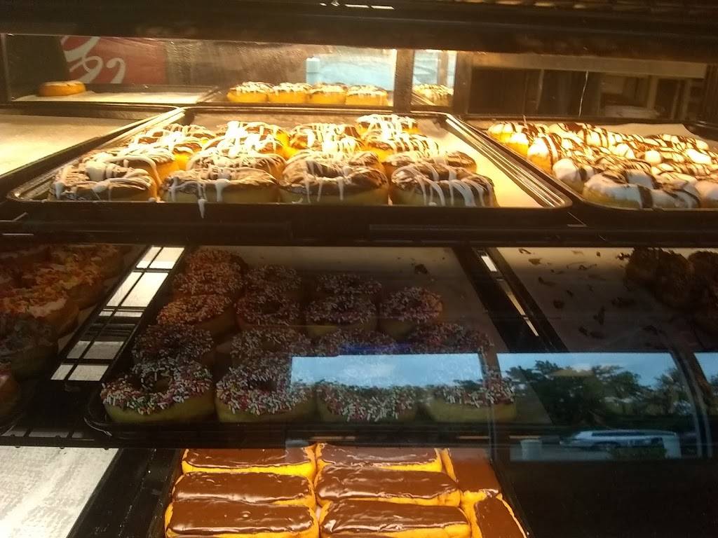 Eddies Southtown Donuts | 4701 S Kingshighway Blvd, St. Louis, MO 63109, USA | Phone: (314) 832-1200