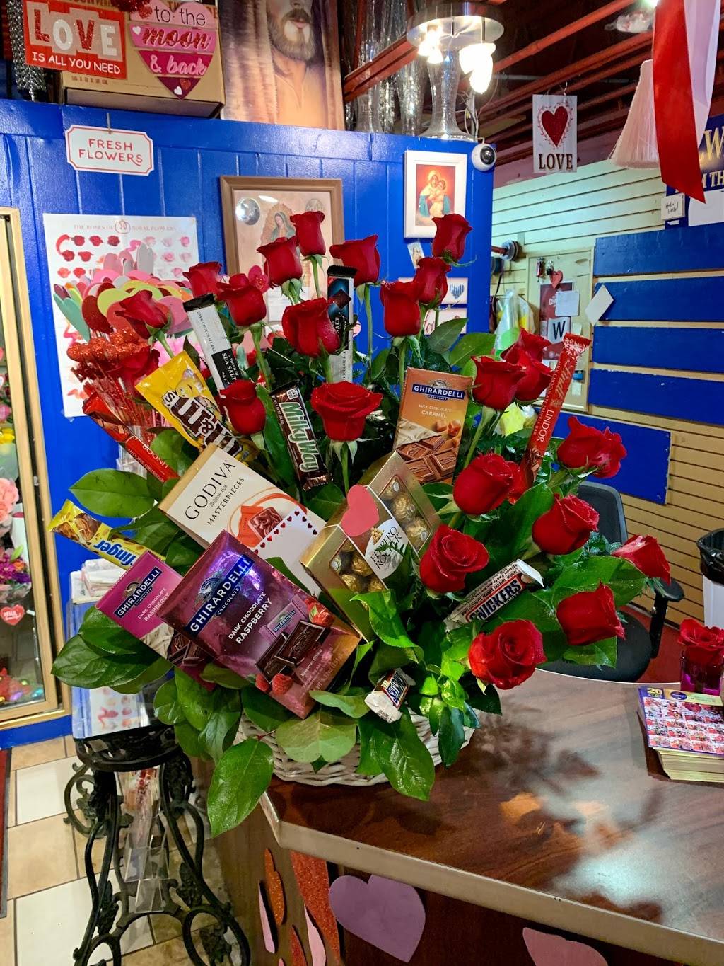 Mannys Flower Design | 42 North Ave, Northlake, IL 60164, USA | Phone: (708) 562-4169