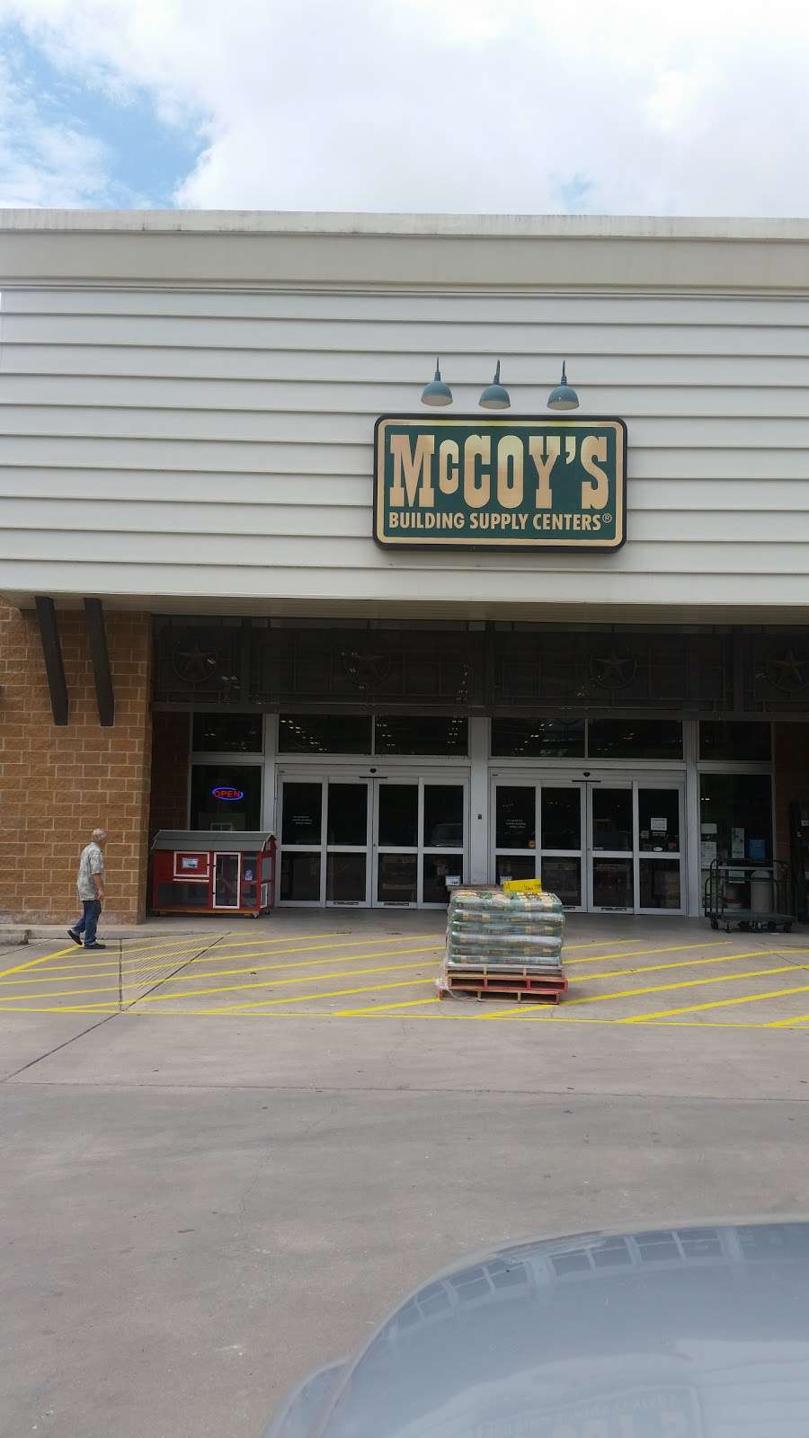 McCoys Building Supply | 1300 State Hwy 288 B, Richwood, TX 77531, USA | Phone: (979) 265-7483