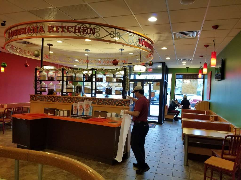 Popeyes Louisiana Kitchen | 237 Monmouth St, Jersey City, NJ 07302, USA | Phone: (201) 885-2085