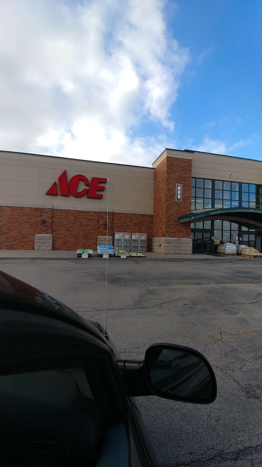 Minooka Ace Hardware | 855 S Ridge Rd, Minooka, IL 60447, USA | Phone: (815) 467-7300