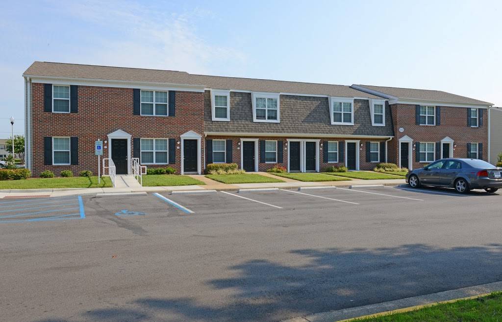 Campostella Commons Apartments | 2901 Fireside Rd, Chesapeake, VA 23324, USA | Phone: (757) 545-7759