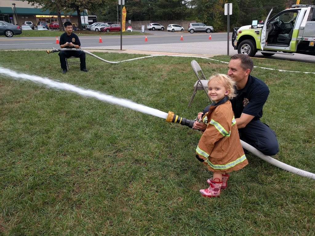 Burke Volunteer Fire and Rescue Department | 9501 Old Burke Lake Rd, Burke, VA 22015, USA | Phone: (703) 978-9200