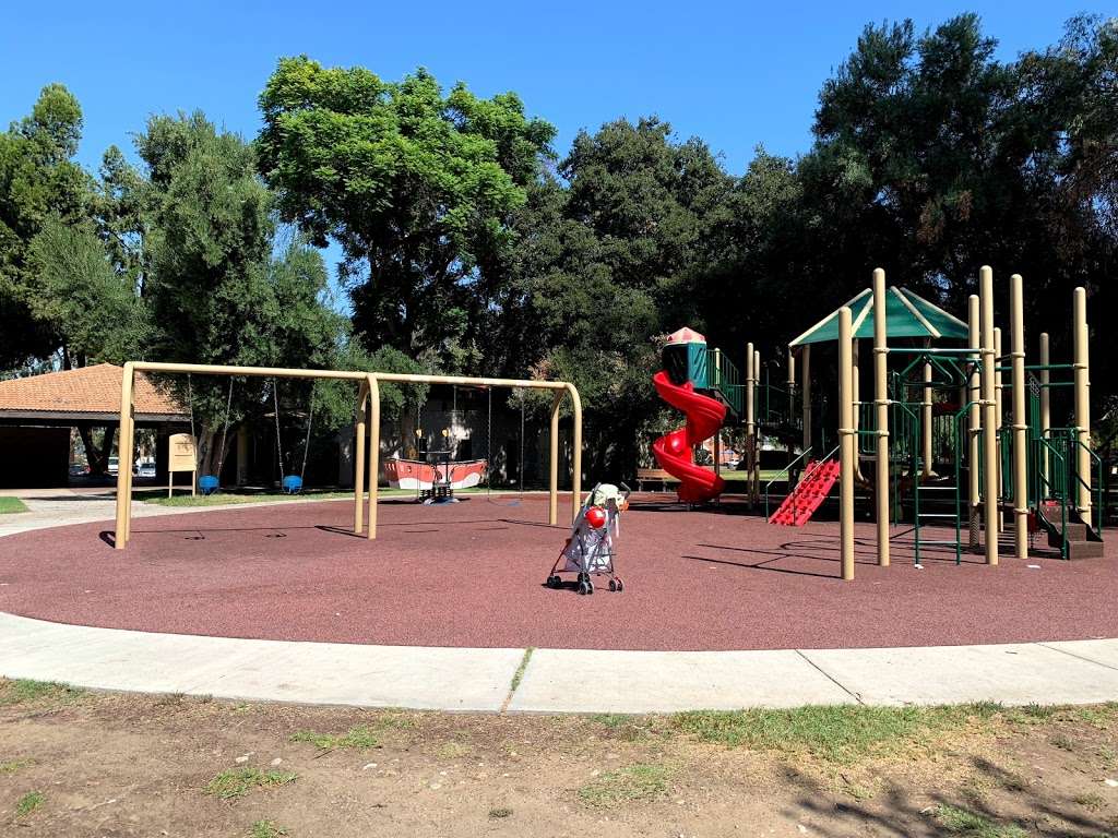 Peter F. Schabarum Regional Park | 17250 Colima Rd, Rowland Heights, CA 91748, USA | Phone: (626) 854-5560