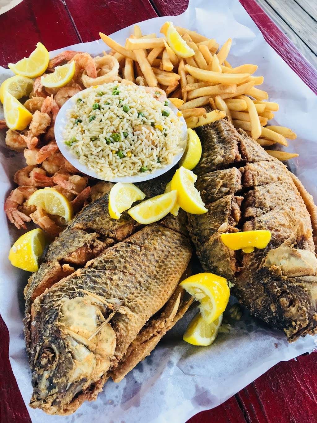 Pier 8 Seafood | 409 Todville Rd, Seabrook, TX 77586, USA | Phone: (281) 474-2078