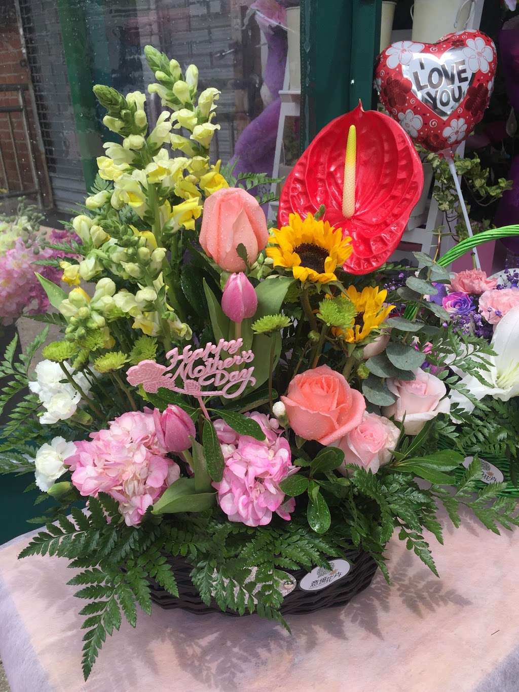 Art Flower（Flushing Flower） | 42-95 Main St #4, Flushing, NY 11355, USA | Phone: (646) 878-9988