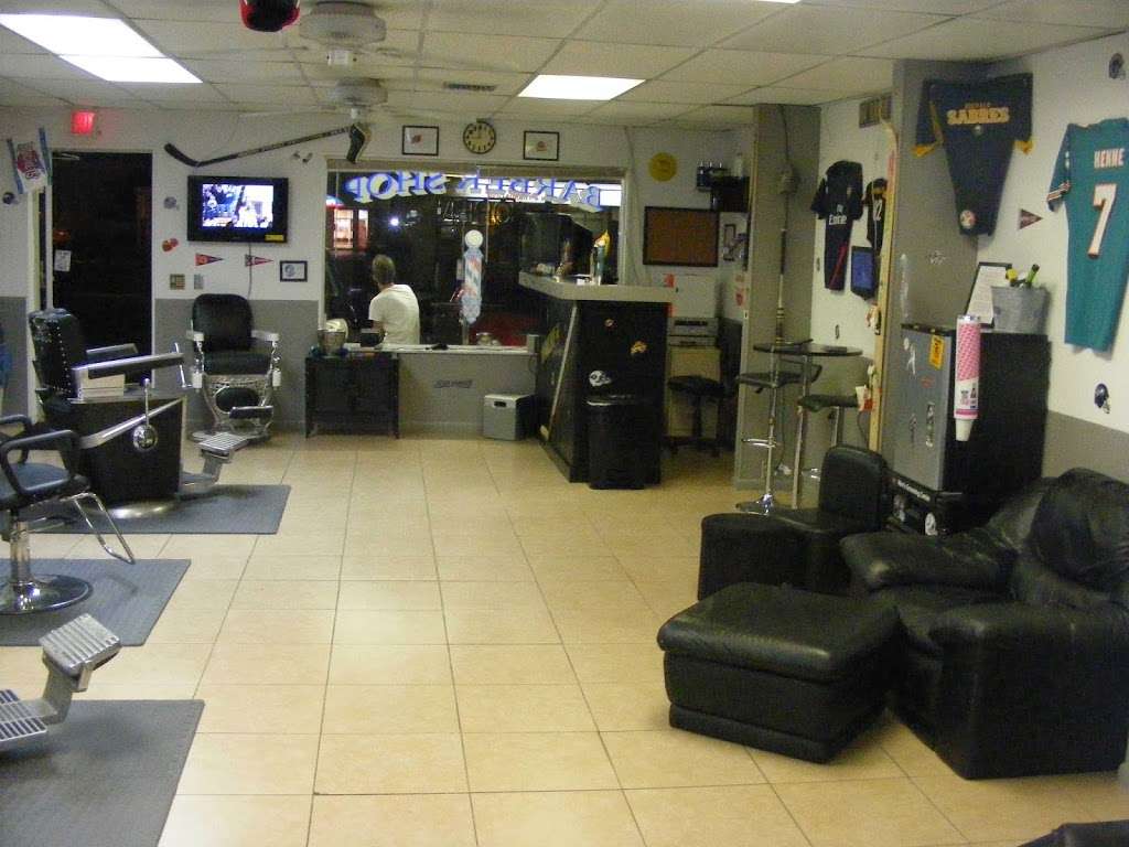 Barbers & Beer, Women & Wine Barbershop | 503 Northlake Blvd, North Palm Beach, FL 33408, USA | Phone: (561) 845-9555