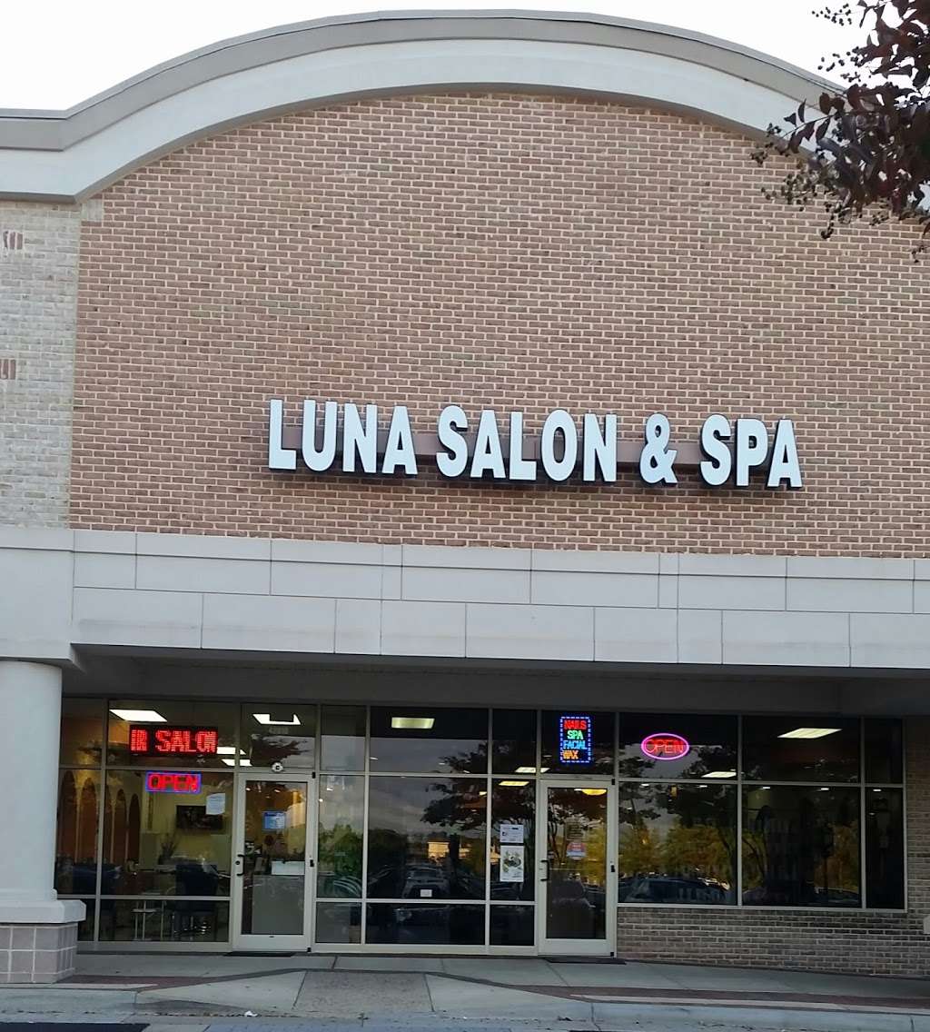 Lunaz Hair Salon | 42010 Village Center Plaza, Aldie, VA 20105, USA | Phone: (703) 957-4568