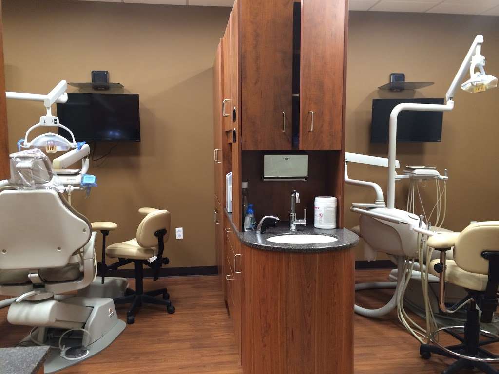 Smithfield Dental Associates | 41 Sanderson Rd #106, Smithfield, RI 02917, USA | Phone: (401) 349-3290