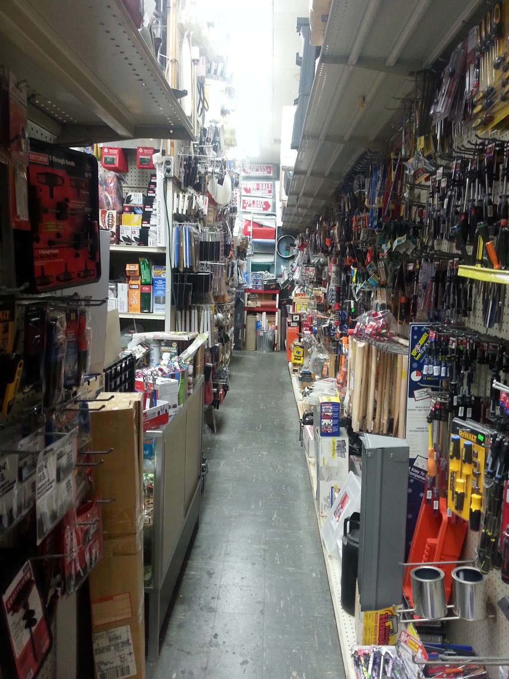 Hedlund Hardware | 2369 Broad Ripple Ave, Indianapolis, IN 46220, USA | Phone: (317) 255-7278