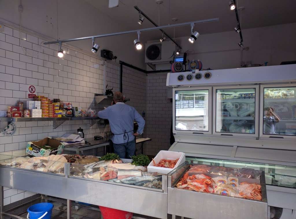 The Chelsea Fishmonger | 10 Cale St, Chelsea, London SW3 3QU, UK | Phone: 020 7589 9432