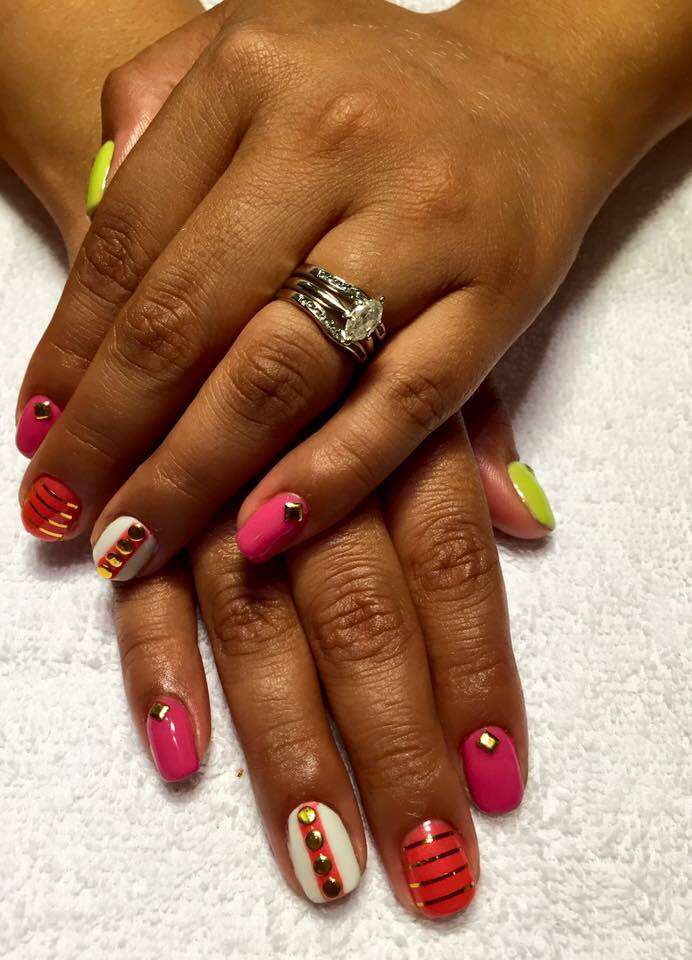 Kiwi Nail Spa | 743 Howard St, Evanston, IL 60202, USA | Phone: (847) 454-7455